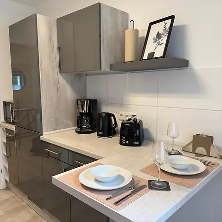 Feeling - Moderne 3-zimmer Am Uniklinikum, Naehe Messe Und Ruettenscheid, 