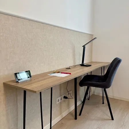 Feeling - Moderne 3-zimmer Am Uniklinikum, Naehe Messe Und Ruettenscheid, 