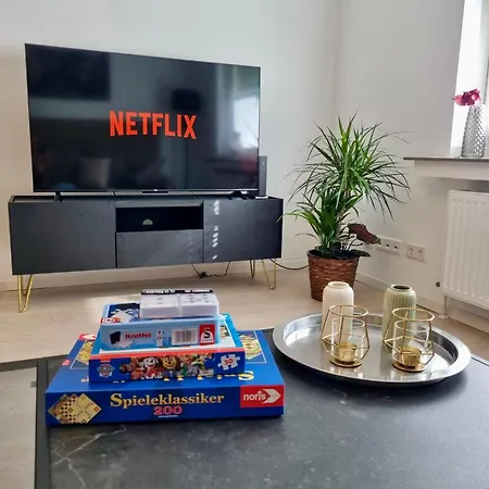 Feeling - Moderne 3-zimmer Am Uniklinikum, Naehe Messe Und Ruettenscheid, 