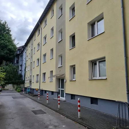 Feeling - Moderne 3-zimmer Am Uniklinikum, Naehe Messe Und Ruettenscheid, 