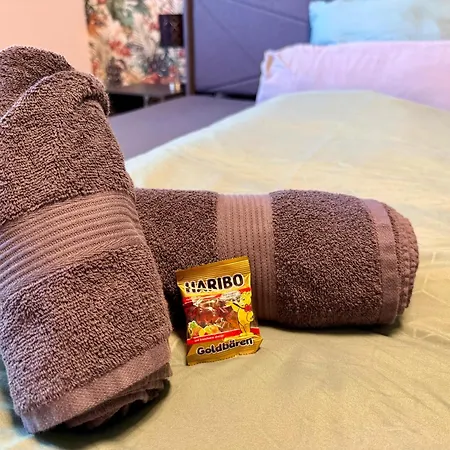 Feeling - Moderne 3-zimmer Am Uniklinikum, Naehe Messe Und Ruettenscheid, 