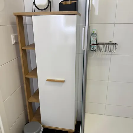 Feeling - Moderne 3-zimmer Am Uniklinikum, Naehe Messe Und Ruettenscheid, 