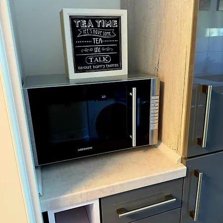 Feeling - Moderne 3-zimmer Am Uniklinikum, Naehe Messe Und Ruettenscheid, 