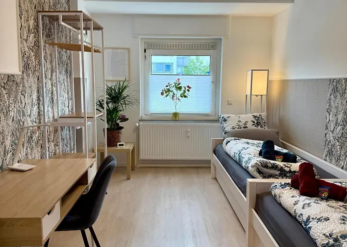 Feeling - Moderne 3-zimmer Am Uniklinikum, Naehe Messe Und Ruettenscheid, 